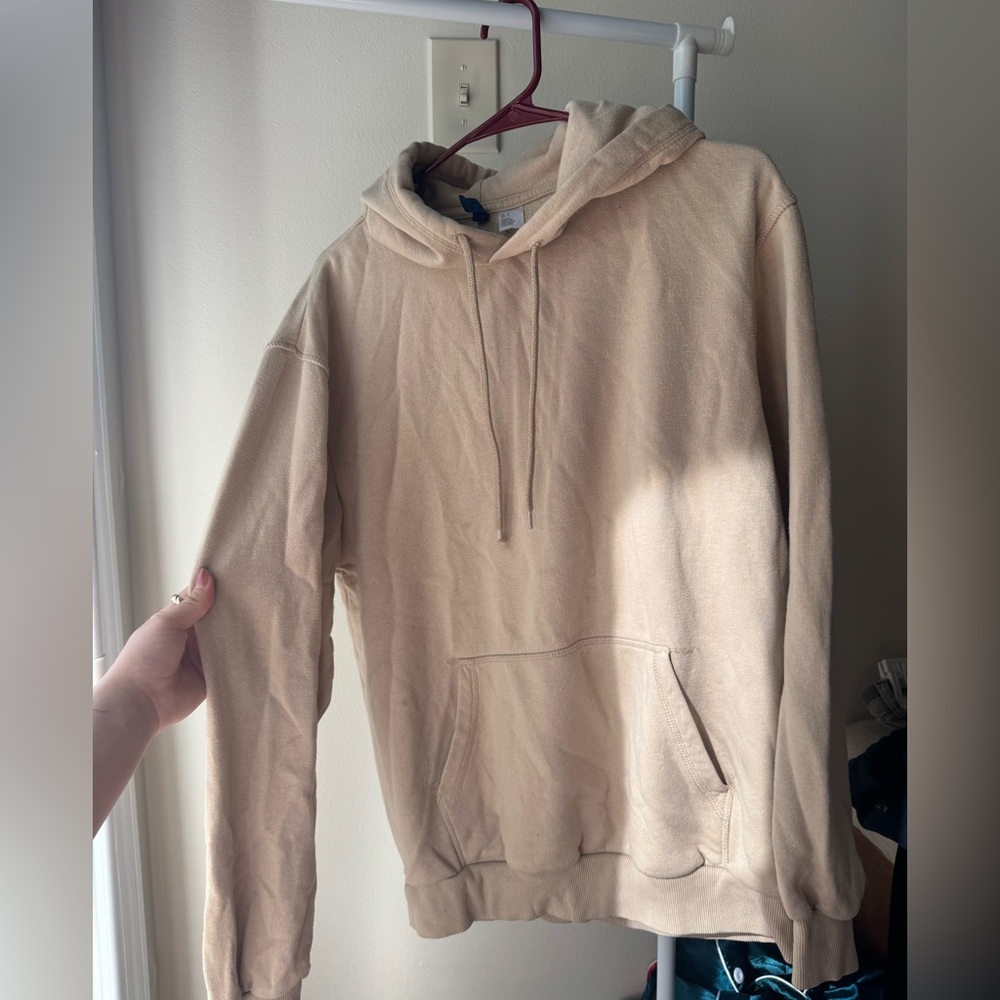 H&M Men’s Tan Hoodie